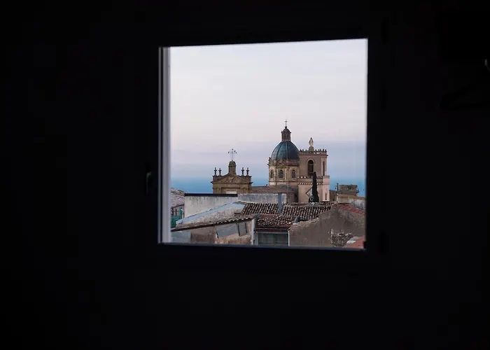 Cielo D' Palazzo Adamo *